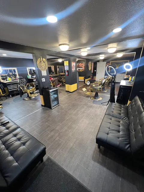 Hasune’s Barbershop