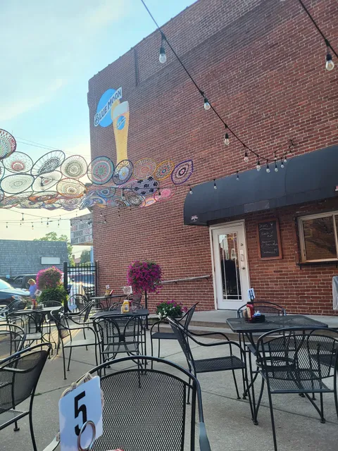 George's Pub & Grill