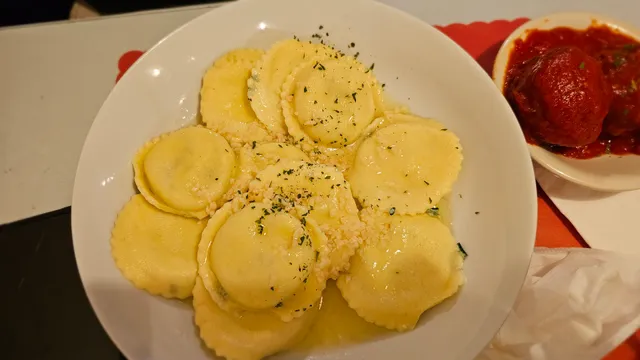 Pino's Italian Restaurant