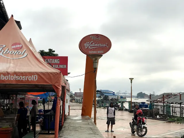 Culinary Musi Riverside