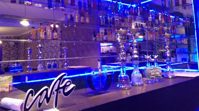 The White Shadow Cafe & Restaurant