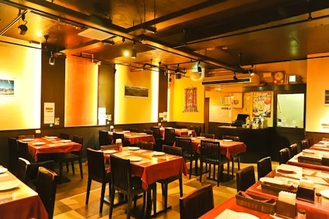 スリスティ 明石町本店 (Sristi Head Branch )