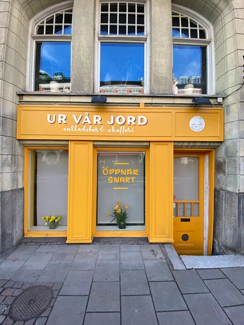 Ur vår jord - Salladsbar & Skafferi