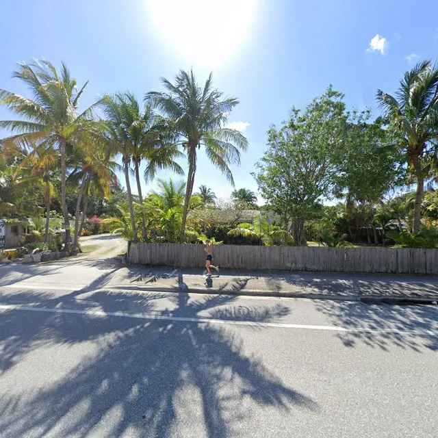 Swaying Palms Cottages
