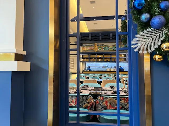 Dynasty House (Phùng Khắc Khoan)