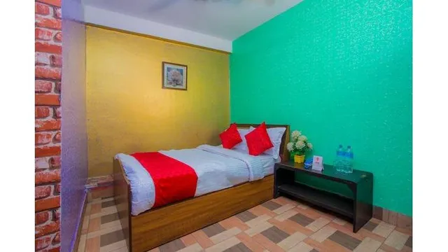 OYO 296 Subine Guest Inn