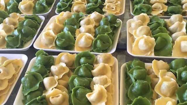 Sole Massas e Congelados