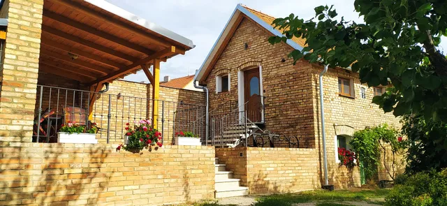 Půjčovna a ubytování pod Pálavou