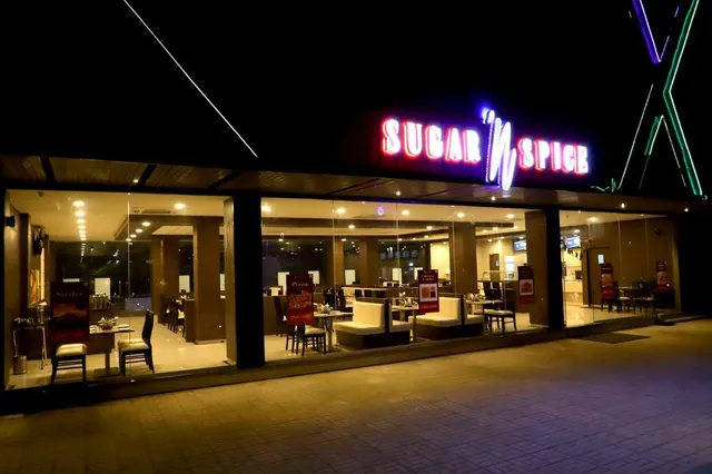 HOTEL VIDHAAN INTERNATIONAL (ROOMS & BANQUET)