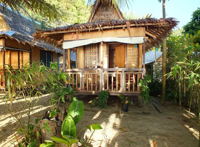Lugadia Beach Cottages