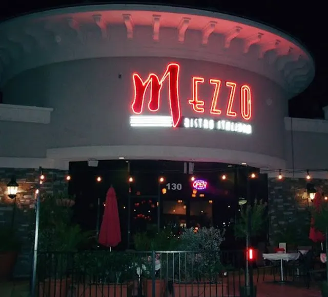Mezzo Bistro and Wine