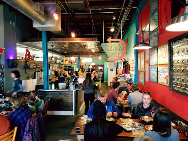 The Porch | Kitchen & Cantina