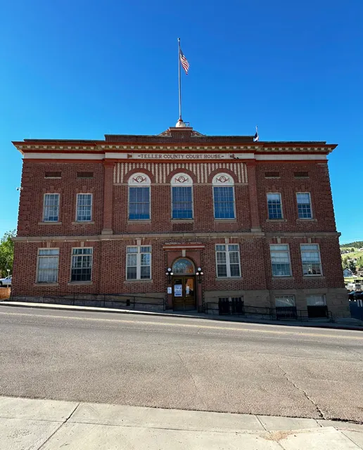 Teller Combined Court