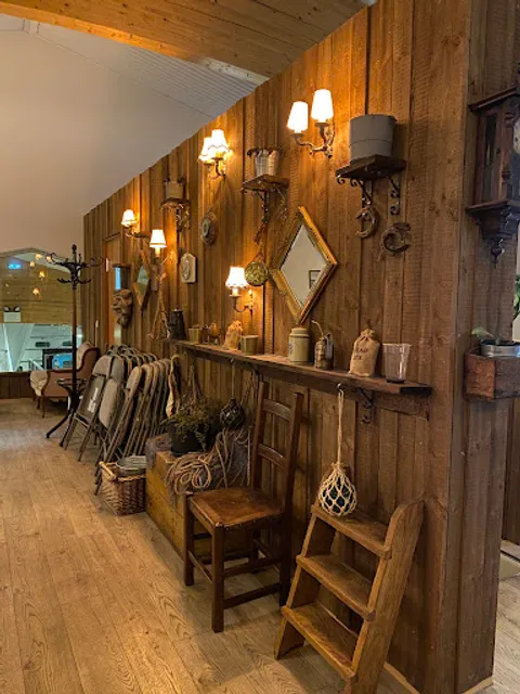 Röstin Restaurant - The Old Lighthouse Café