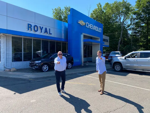 ROYAL MOTOR COMPANY Chevrolet