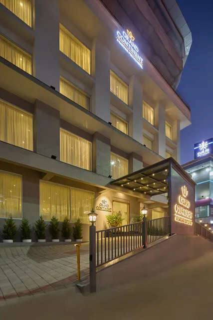 GRAND CONTINENT HEBBAL A SAROVAR PORTICO HOTEL