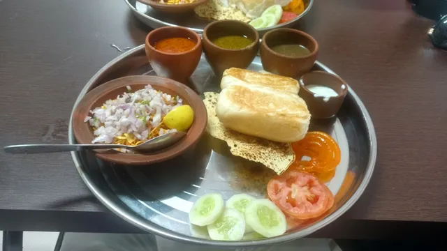 Tirangi Rassa Misal