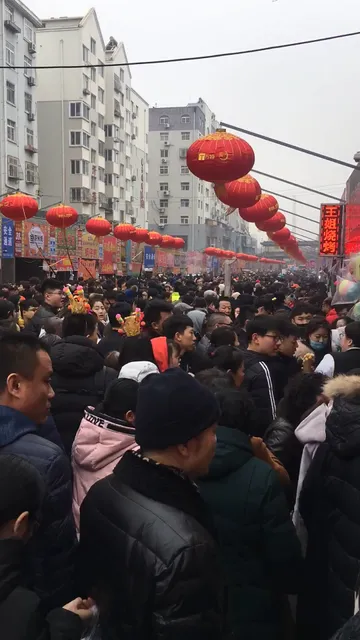 Qingdao Haiyun'an Folk Snack Street