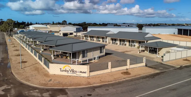 Tumby Villas & Motel