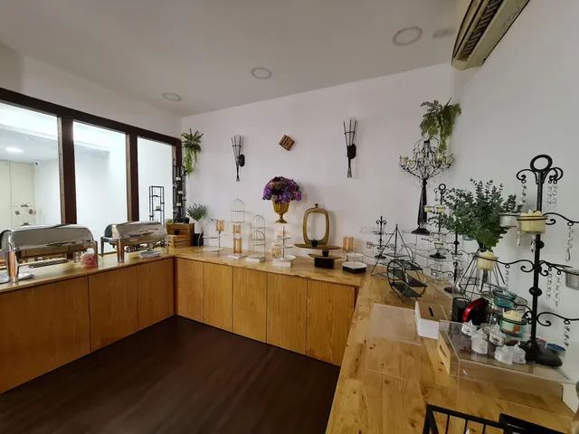 MG's Cafe • USJ Taipan