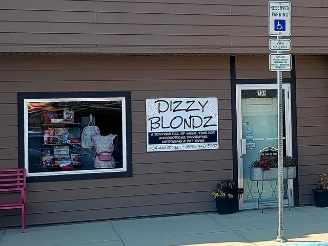 Dizzy Blondz Banners & Jewelry