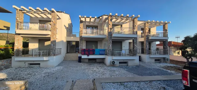 Potos Thassos 65 404