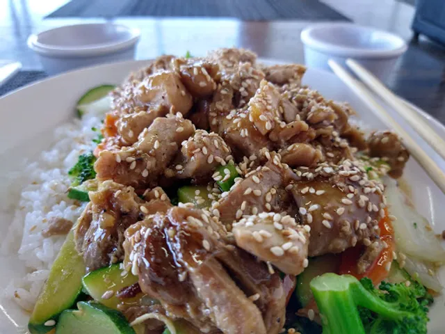 La Postal Teriyaki & Sushi Suc Rubí