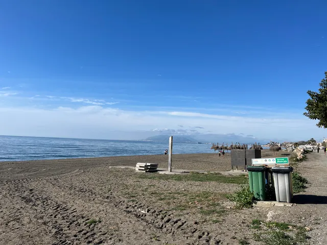 Playa de Torre de Benagalbón
