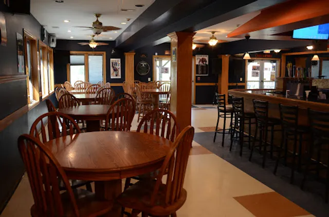 Lee'z Place Bar & Grill