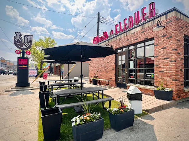 Cluck N Cleaver Chicken Beltline