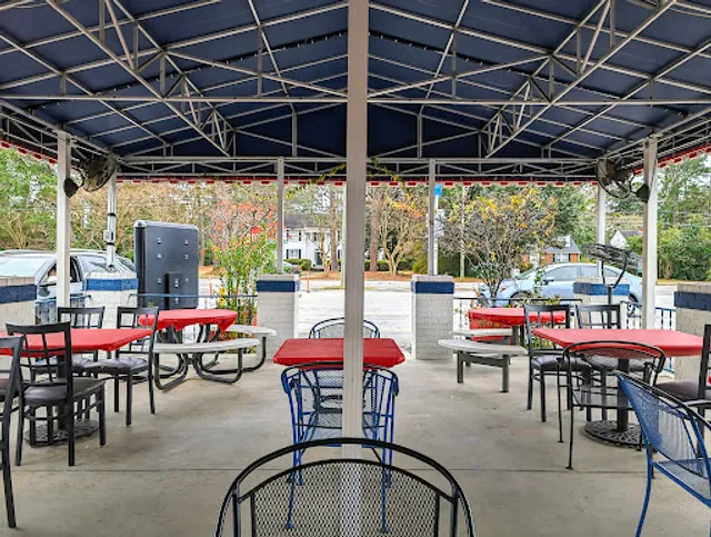 Denos Grill & Sundae House