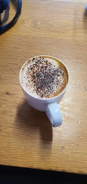 Louis' Takeaway Cafe