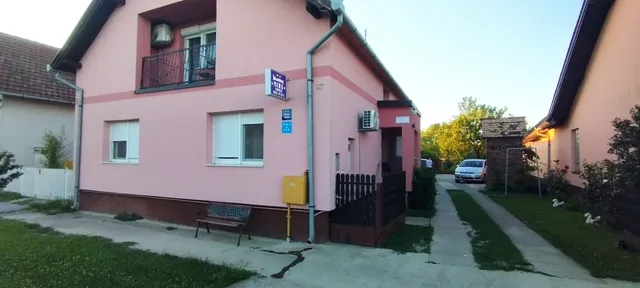 Sobe "Mira" , Lipovac