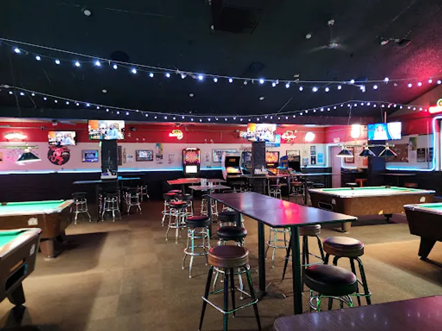 Groggy's Bar and Grill
