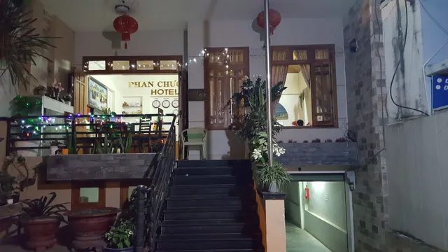 Khách Sạn Phan Chương