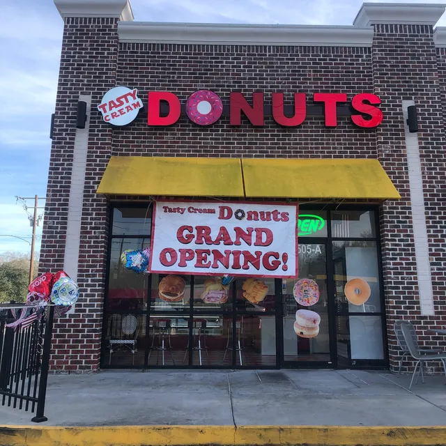 Tasty cream donuts