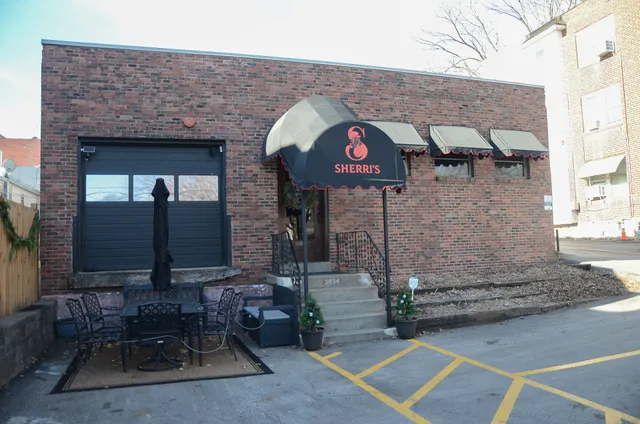 Sherri's Executive Lounge