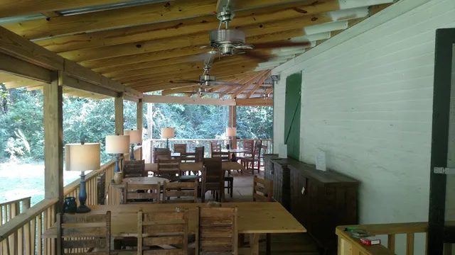 Crockettville Country Store