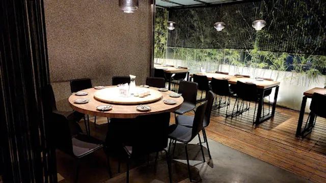 Human nature discus fish-themed restaurant