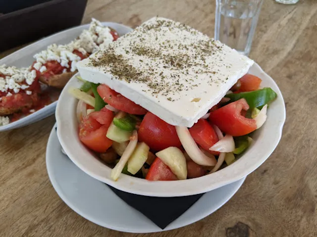 Taverna Hill Of Calm