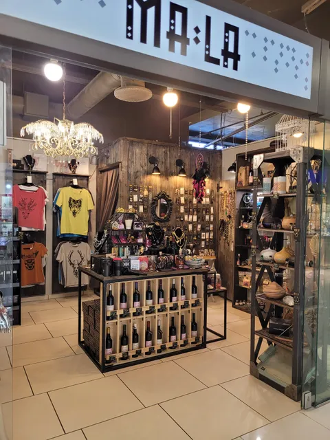 Shopping centre Kurzeme / Tirdzniecības centrs Kurzeme