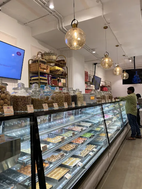 Karachi Bakery, Kokapet