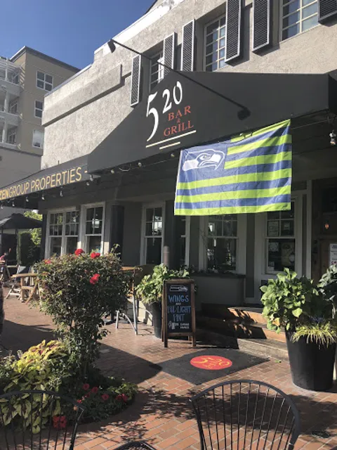 520 Bar & Grill