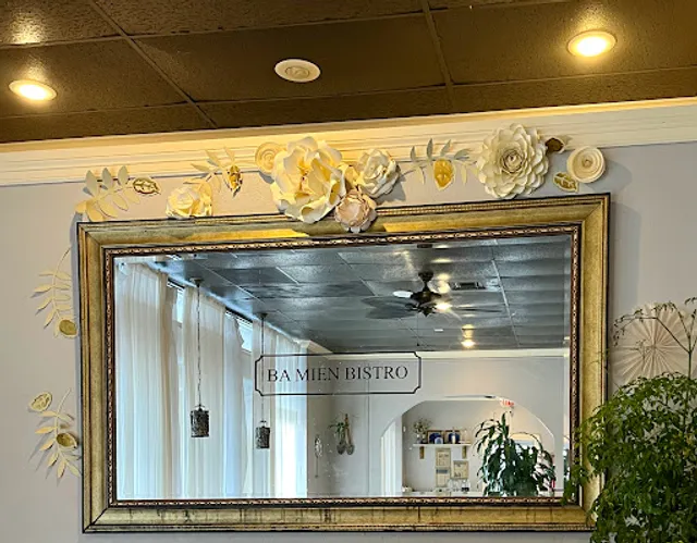 Ba Mien Bistro