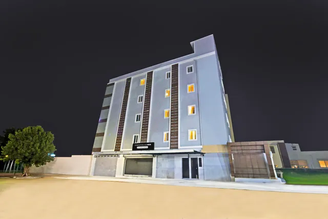 Super Townhouse Oak Kompally