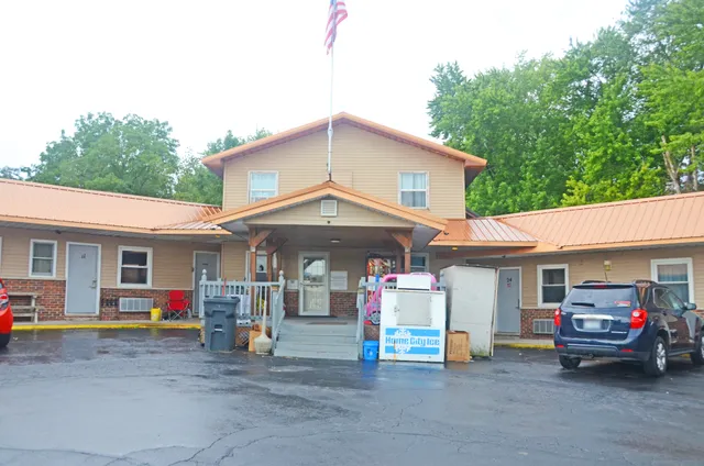 Spillway Motel & Bait Shop