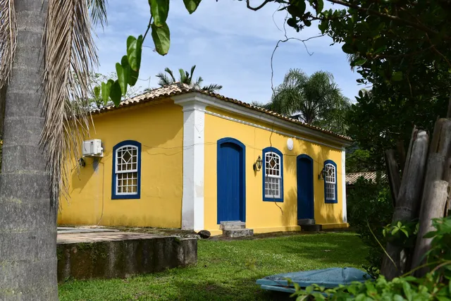 Casa Enseada de Brito