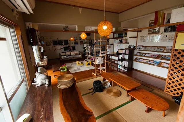 Cat Cafe Kedama