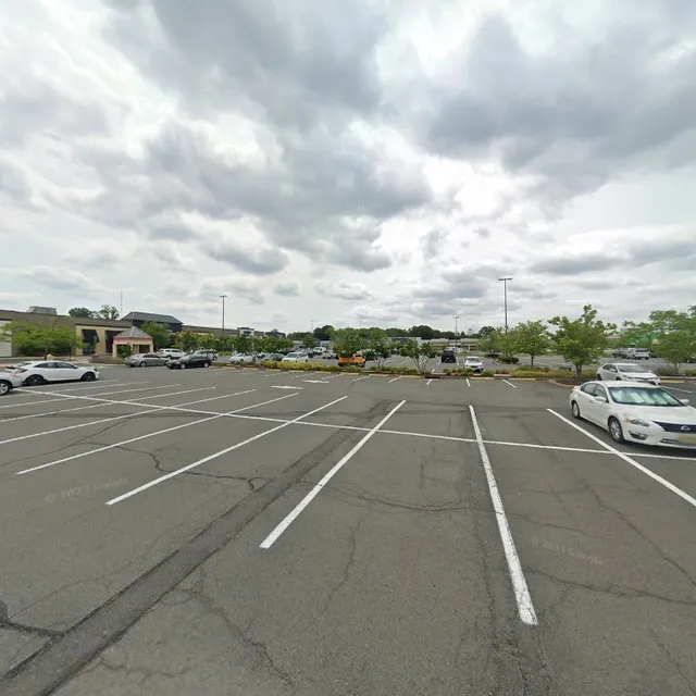 Kura Revolving Sushi Bar