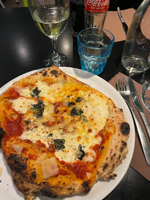 Restaurant Pizza Bella